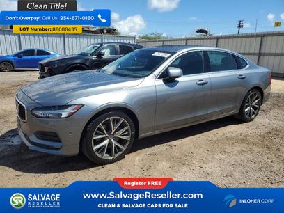 Used 2018 Volvo S90 T5 Momentum w/ Convenience Package