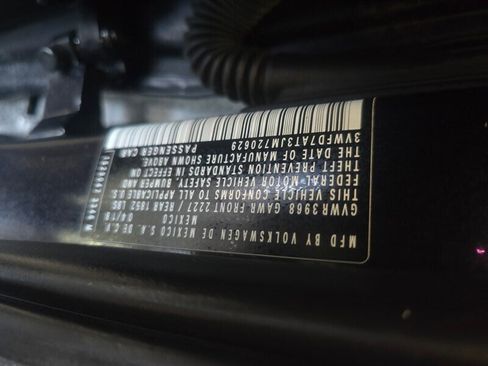 Used 2018 Volkswagen Beetle 2.0T Coast image 24