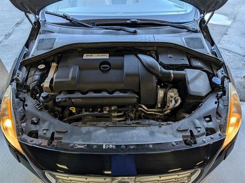 Used 2013 Volvo S60 T6 image 17