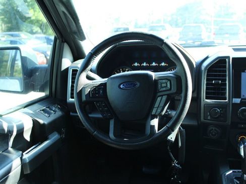 Used 2016 Ford F150 XLT w/ Equipment Group 302A Luxury AWD/4WD image 16
