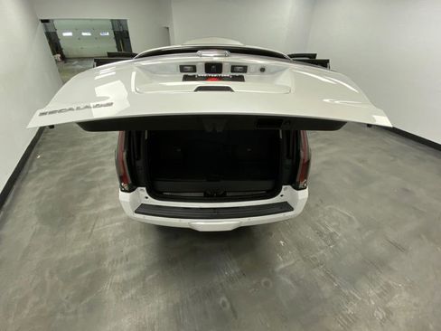 Used 2016 Cadillac Escalade Premium image 51