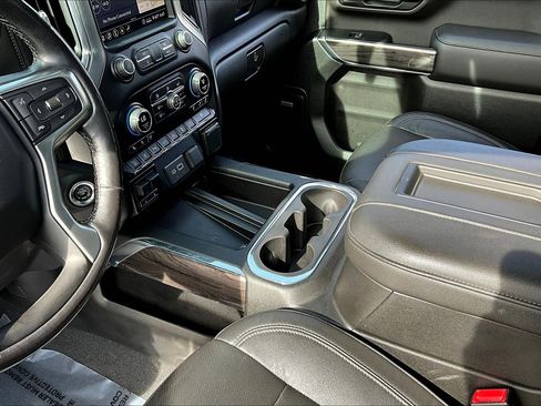 Used 2020 Chevrolet Silverado 2500 LTZ w/ LTZ Premium Package AWD/4WD image 19