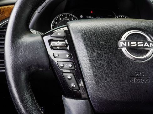 Used 2022 Nissan Armada SL RWD image 32