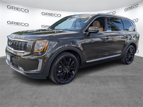 Used 2022 Kia Telluride SX w/ Towing Package image 3