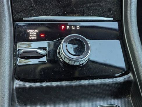 Used 2024 Jeep Grand Cherokee Limited w/ Luxury Tech Group II image 13