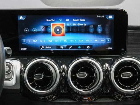 Certified 2023 Mercedes-Benz GLB 250 image 18