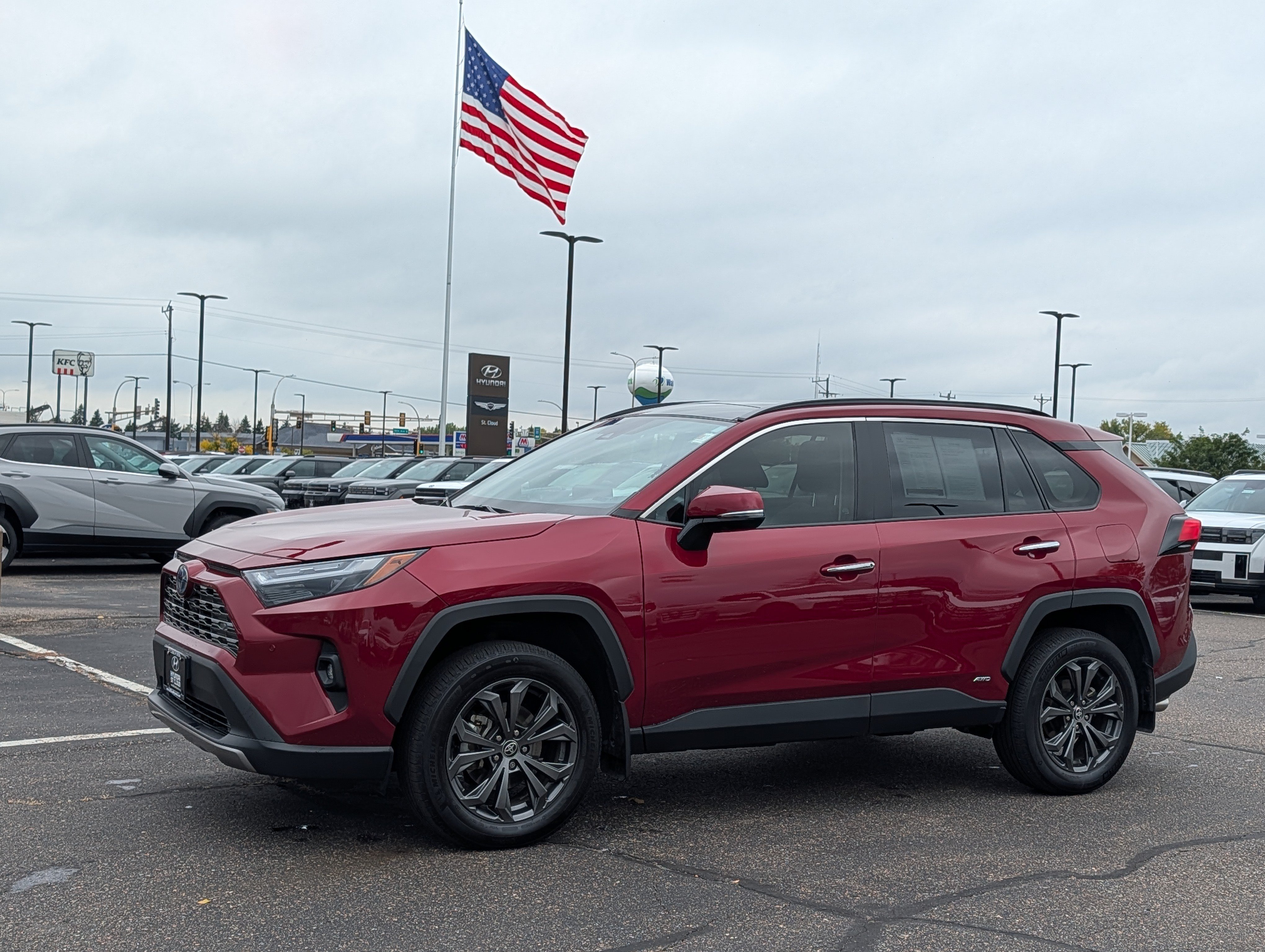 Used 2023 Toyota RAV4 Limited AWD/4WD image 1