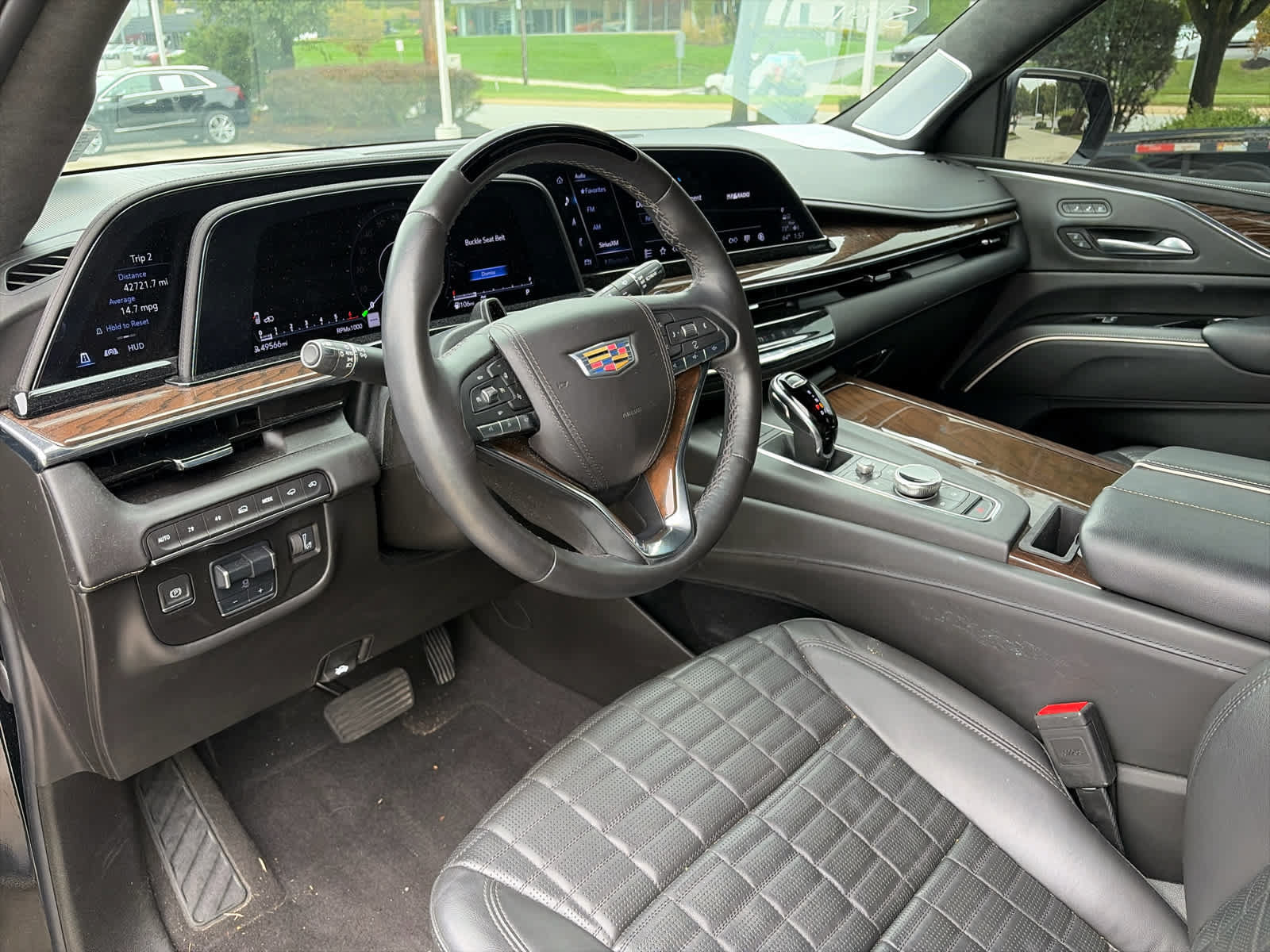 Certified 2024 Cadillac Escalade Sport Platinum w/ LPO, ONYX Package AWD/4WD image 15