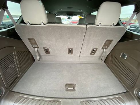 Used 2023 Chevrolet Tahoe LT image 17