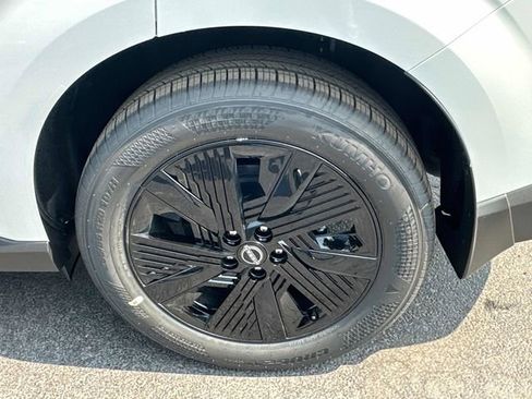 New 2025 Nissan Murano SV image 7