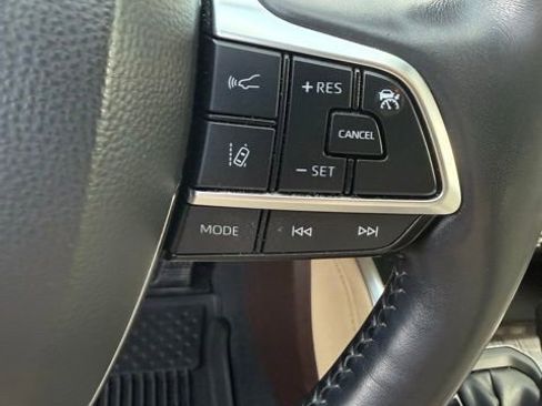 Used 2021 Toyota Highlander Platinum AWD/4WD image 21