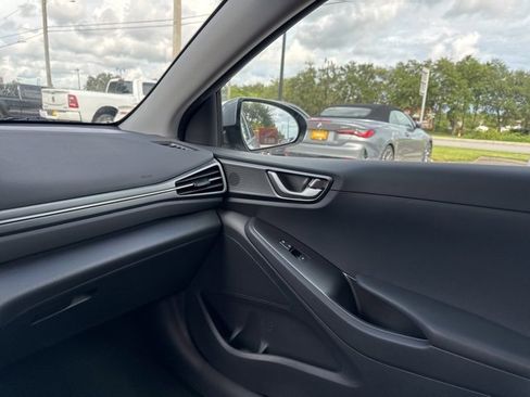Used 2021 Hyundai Ioniq Blue image 27