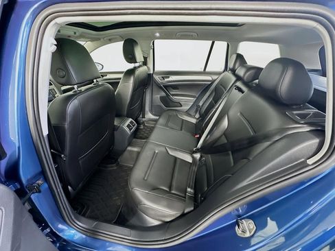Used 2017 Volkswagen Golf SportWagen FWD image 37