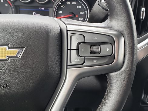 Used 2022 Chevrolet Silverado 1500 LT image 27