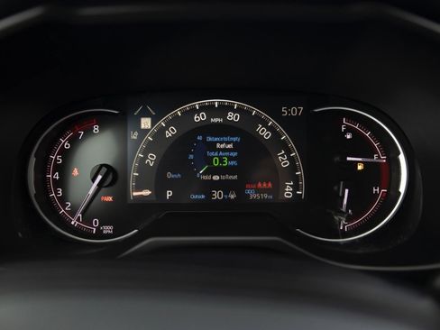 Used 2023 Toyota RAV4 LE image 4