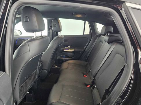 Certified 2025 Mercedes-Benz GLA 250 image 17