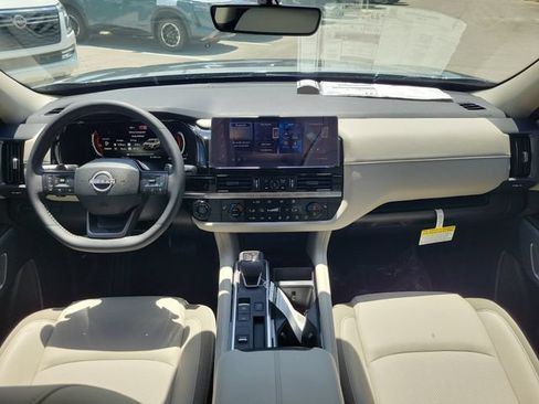New 2026 Nissan Pathfinder SL FWD image 16