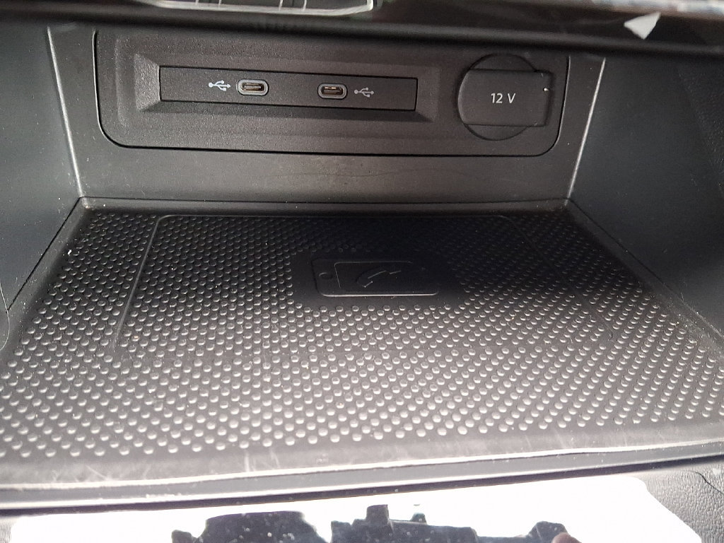 Used 2023 Volkswagen Atlas SEL AWD/4WD image 26