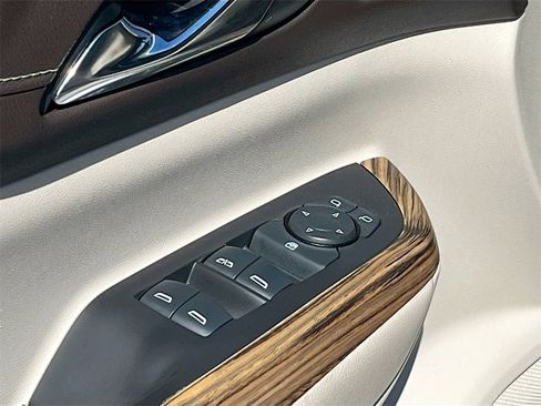 Used 2019 GMC Acadia Denali w/ Technology Package image 18