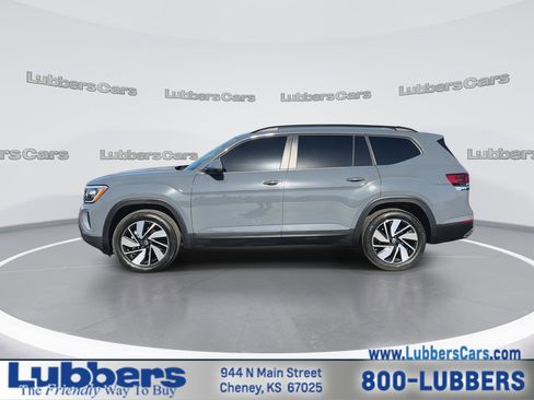 Used 2025 Volkswagen Atlas SE AWD/4WD image 5