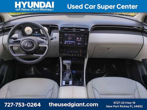 Certified 2023 Hyundai Tucson SEL w/ Convenience Package FWD image 17