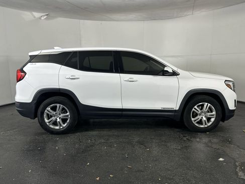 Used 2020 GMC Terrain SLE image 9
