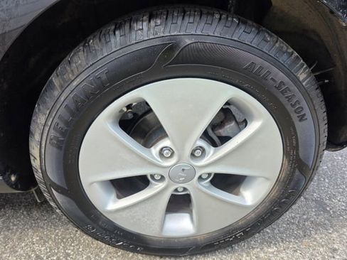 Used 2016 Kia Soul FWD image 10