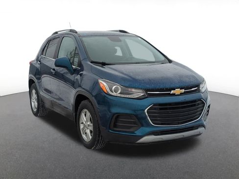Used 2019 Chevrolet Trax LT w/ Driver Confidence Package image 8