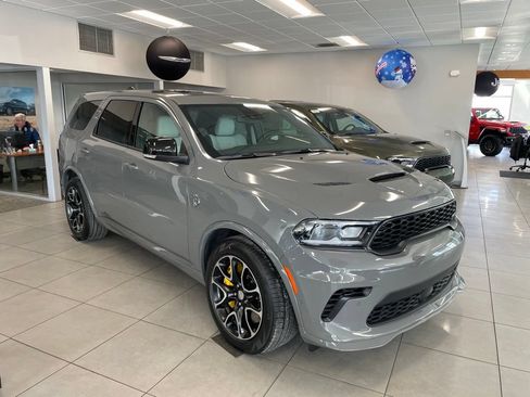 New 2026 Dodge Durango SRT Hellcat w/ Premium Group AWD/4WD image 2