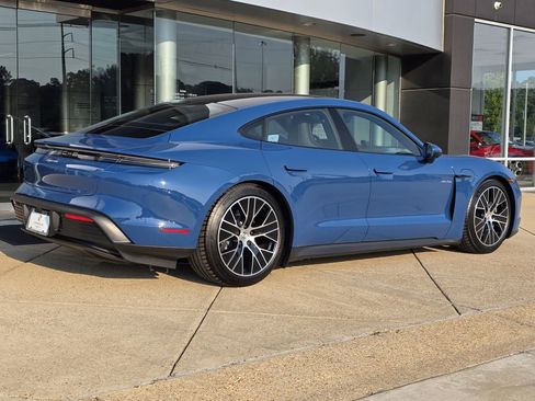 New 2025 Porsche Taycan image 9