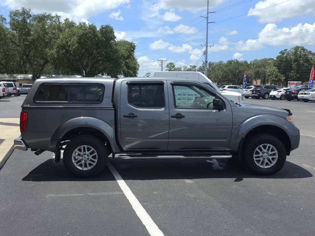 Used 2018 Nissan Frontier SV w/ Value Truck Package RWD image 4