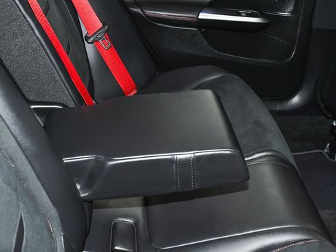 Used 2024 Mercedes-Benz C 43 AMG 4MATIC Sedan image 60