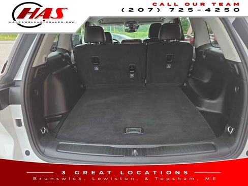 Used 2023 Jeep Grand Cherokee Limited AWD/4WD image 7