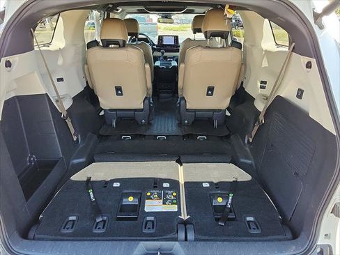 Certified 2023 Toyota Sienna Limited AWD/4WD image 34