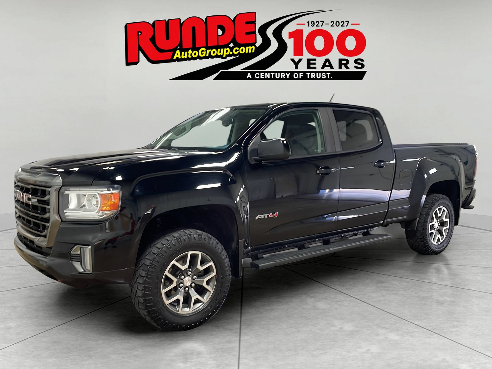 Used 2022 GMC Canyon AT4 AWD/4WD image 1