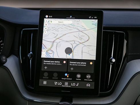 New 2026 Volvo XC60 B5 Ultra image 14