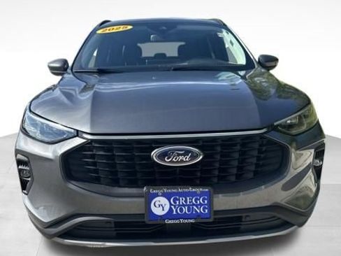 Used 2025 Ford Escape Platinum AWD/4WD image 11