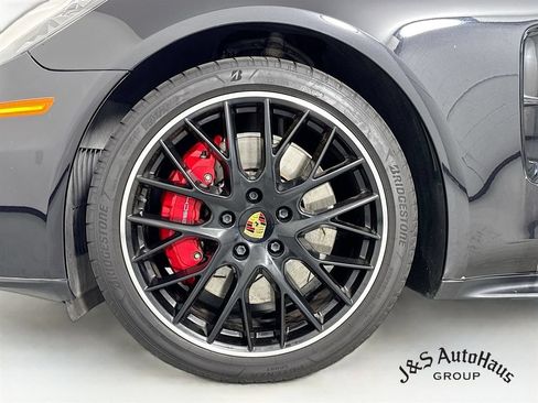 Used 2020 Porsche Panamera GTS AWD/4WD image 39