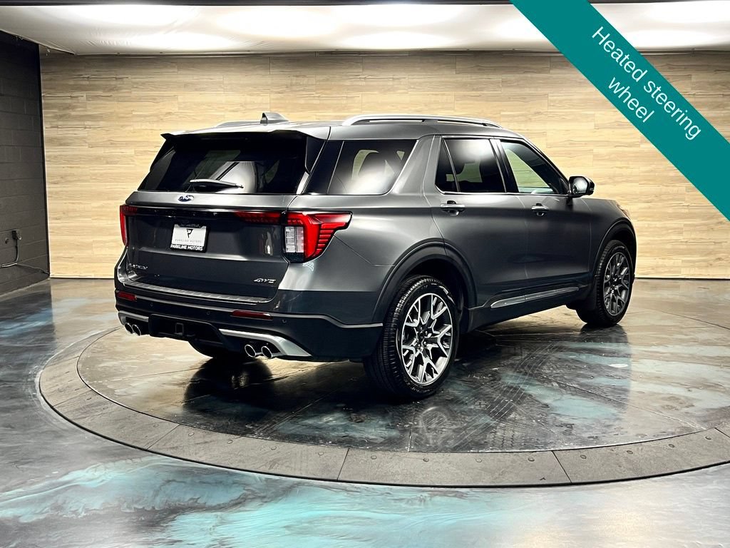 Used 2025 Ford Explorer Platinum w/ Ultimate Package AWD/4WD image 17