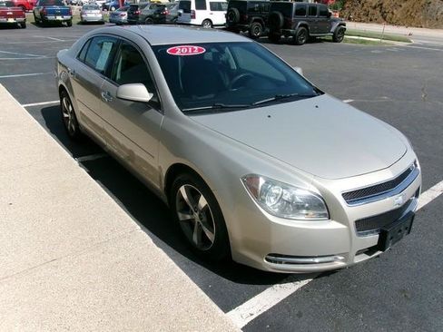 Used 2012 Chevrolet Malibu LT w/ Power Convenience Package FWD image 3