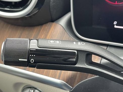 Certified 2025 Mercedes-Benz C 300 Sedan image 22