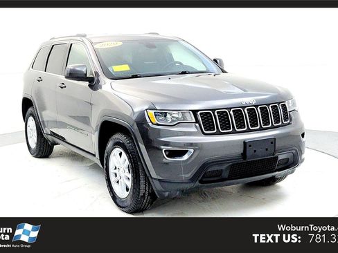 Used 2020 Jeep Grand Cherokee Laredo image 1