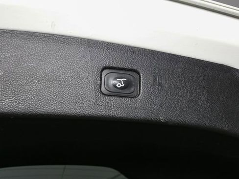 Used 2023 Ford Edge SEL w/ Convenience Package AWD/4WD image 12
