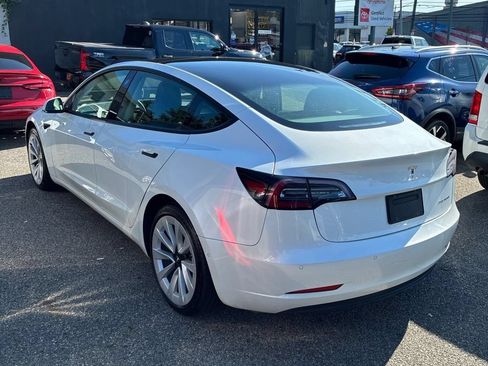 Used 2022 Tesla Model 3 Long Range AWD/4WD image 4