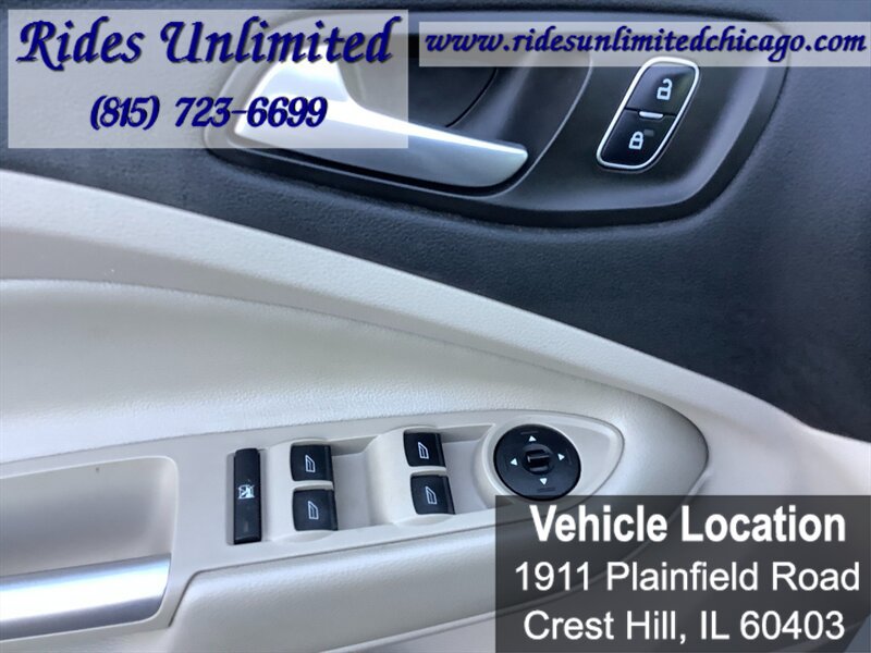 Used 2017 Ford Escape SE AWD/4WD image 29