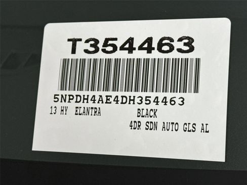 Used 2013 Hyundai Elantra GLS image 35