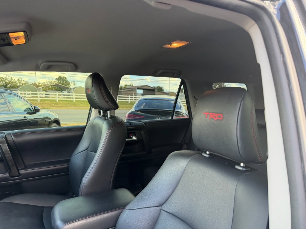 Used 2019 Toyota 4Runner TRD Off-Road Premium AWD/4WD image 10