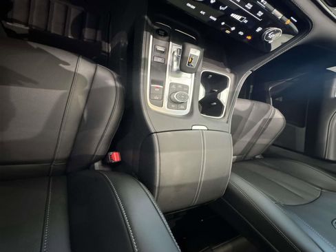 New 2026 INFINITI QX60 Luxe w/ Cargo Package FWD image 18