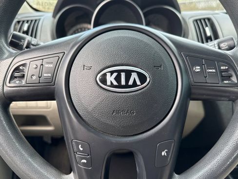 Used 2011 Kia Forte EX FWD image 20