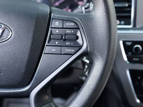 Used 2016 Hyundai Sonata SE image 28